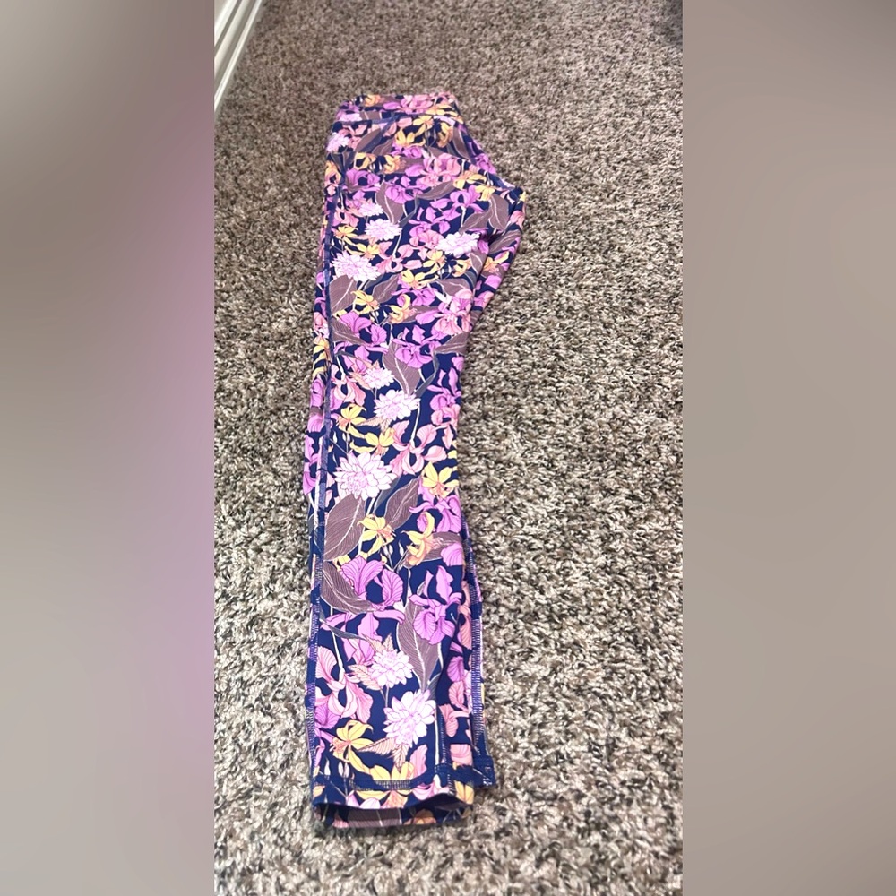 Fabletics legging. Slightly used